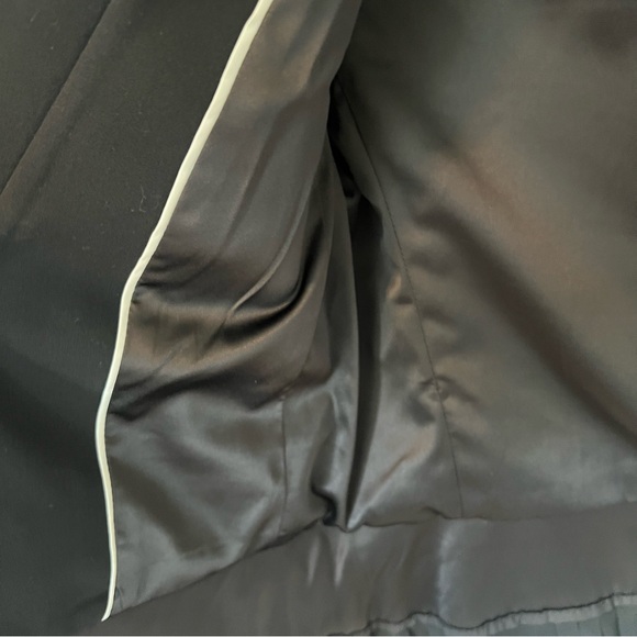 Banana Republic Crop Black Fringe Suit Jacket Size 6 - Picture 5 of 11